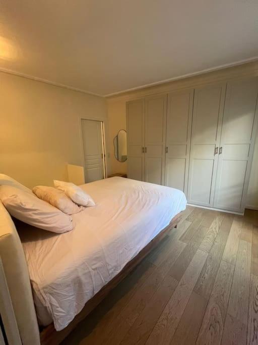 Charmant Appartement Alesia Parijs Buitenkant foto